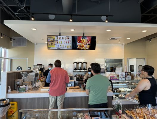 Sunmerry Bakery by null