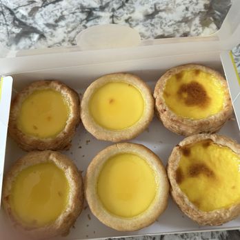 Fantasy Bread Garden - Egg tarts - Bakeries Near Me - Richmond Hill, Ontario