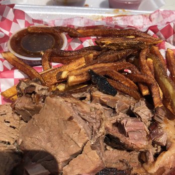 Smokin' Butts BBQ - Bbq brisket and fresh cut fries $13 - what a deal! - Barbeque Near Me - Pioneer, Tennessee