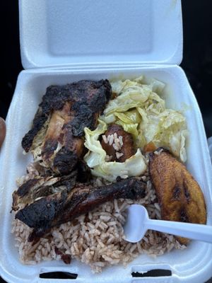 Lee's Caribbean Restaurant by null