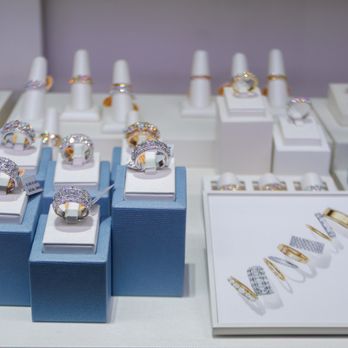 Helzberg Diamonds - Helzberg Diamonds - Jewelry Near Me - Overland Park, Kansas Helzberg Diamonds - Helzberg Diamonds - Jewelry Near Me - Overland Park, Kansas