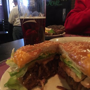 Krug's Tavern - Dive Bars Near Me - Newark, New Jersey