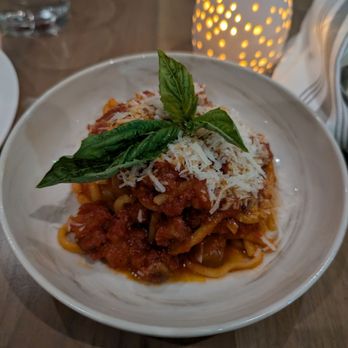 Woods Hill Pier 4 - Bucatini allamatriciana - New American Near Me - Boston, Massachusetts Woods Hill Pier 4 - Bucatini allamatriciana - New American Near Me - Boston, Massachusetts