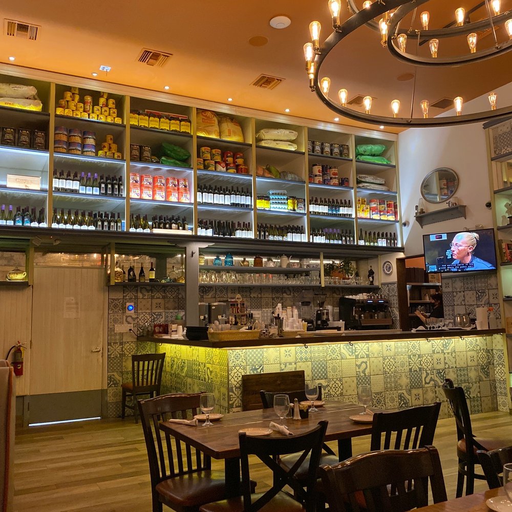 Islas Canarias Cafe - Inside dining room - Spanish Near Me - Miami, Florida Islas Canarias Cafe - Inside dining room - Spanish Near Me - Miami, Florida