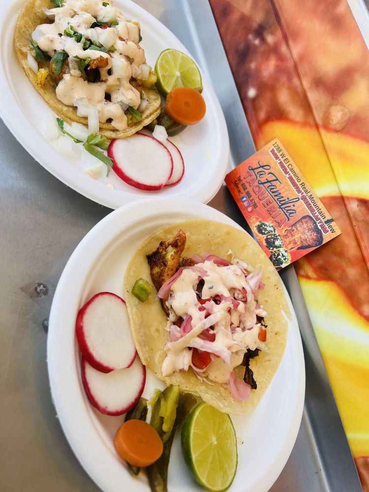 La Familia Taqueria