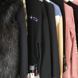 Off White - Cut is exquisite