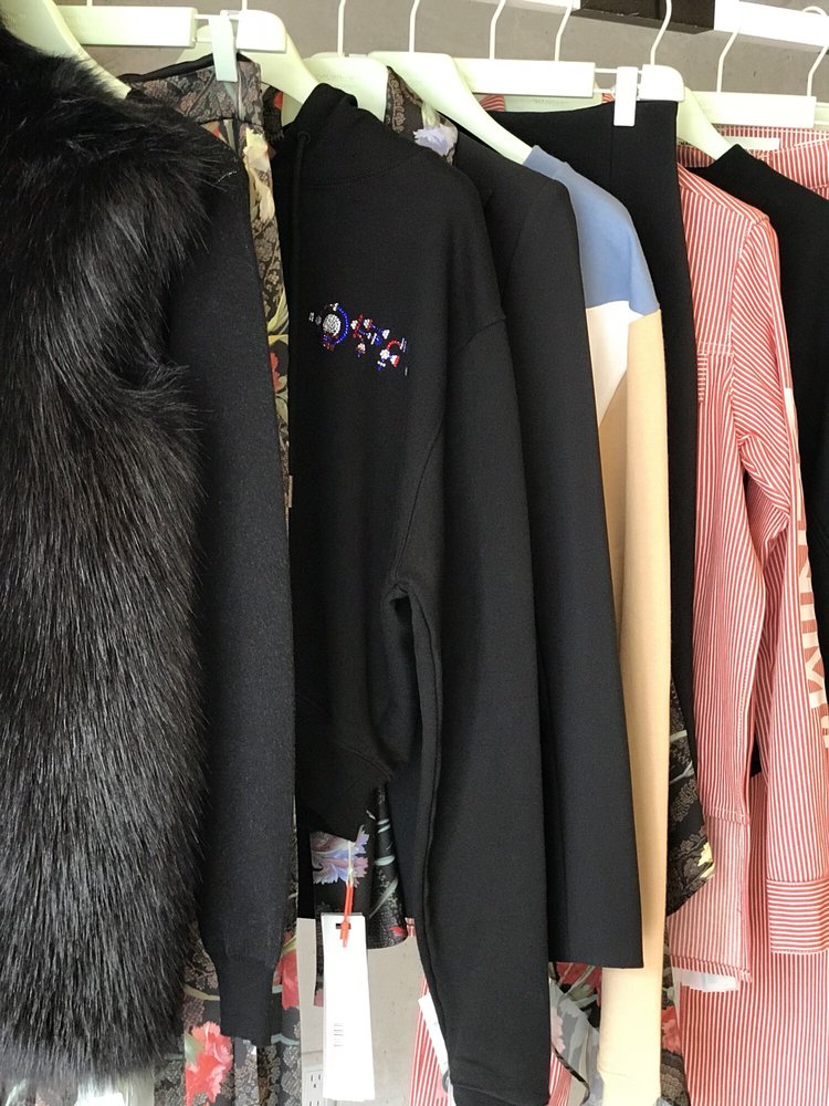 off white canada store