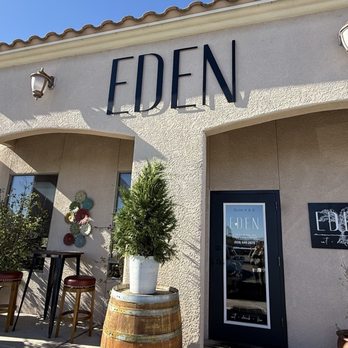 Eden - The entrance is welcoming and easy to find... - Seafood Near Me - Cottonwood, Arizona