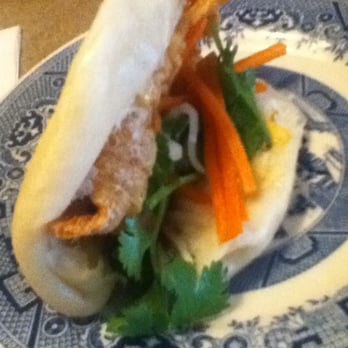 416 Snack Bar - Salmi skin bun - Tapas/Small Plates Near Me - Toronto, Ontario