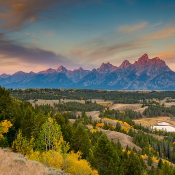 AlpenGlow Tours - Scenic Overlook, Grand Teton National Park - Tours Near Me - Jackson, Wyoming AlpenGlow Tours - Scenic Overlook, Grand Teton National Park - Tours Near Me - Jackson, Wyoming