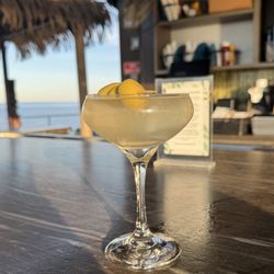 Pier Teaki - Dirty martini