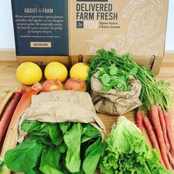 Farm Fresh To You Bay Area - So many seasonal produce options like rhubarb, carrots, spinach, apples, lemons, micro greens & much more!