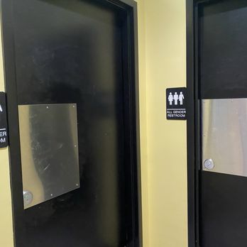 Raising Cane's Chicken Fingers - Clean All-Gender restrooms! - Fast Food Near Me - St. Paul, Minnesota Raising Cane's Chicken Fingers - Clean All-Gender restrooms! - Fast Food Near Me - St. Paul, Minnesota