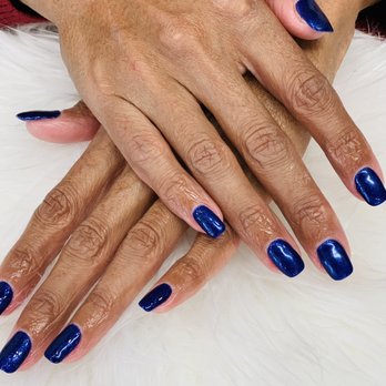 Omni Organic Nails - Dip, tips and gel mani by Nicole - Nail Salons Near Me - Orange, California
