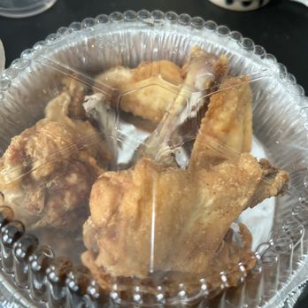 Kray Plates - Dry wings - Caterers Near Me - Hyde Park, Massachusetts