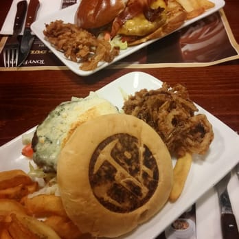 Tony Roma's - Hamburguesas Blue y Boston - Steakhouses Near Me - Valencia, V