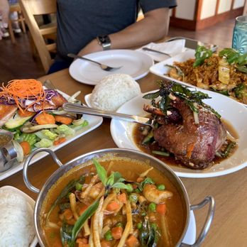 Tamarind Thai Restaurant - Thai Near Me - La Mesa, California