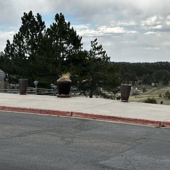 Chart House - Beautiful parking lot - Seafood Near Me - Golden, Colorado