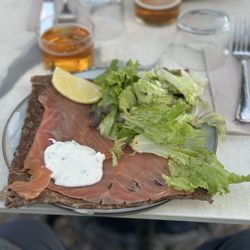 La Place - Salmon crepe with cream cheese