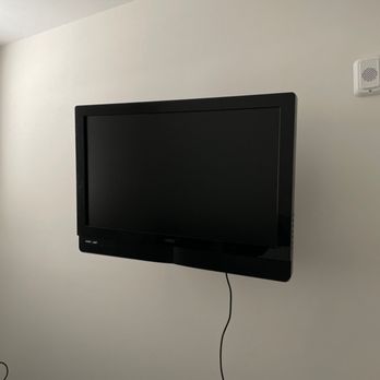 Enroute Mounts - 42in TV - TV Mounting Near Me Enroute Mounts - 42in TV - TV Mounting Near Me