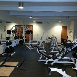Fitness Lifestyles of Freeport - Free weights and plate-loaded machines
