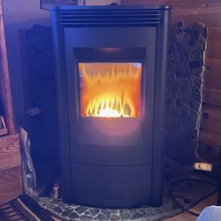 Heart Line Stove Shop - Harmon Allure 50 pellet stove