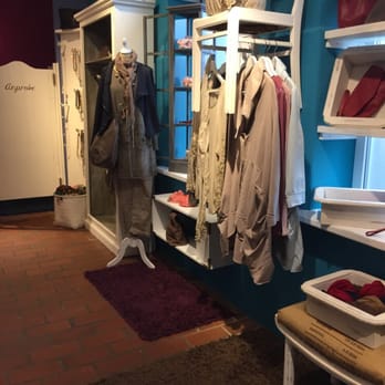 Alte Molkerei - Women's Clothing Near Me - Eime, NI