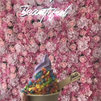 Thrills Soft Serve - Ube with fruity pebbles - Ice Cream & Frozen Yogurt Near Me - Honolulu, Hawaii