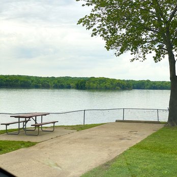 Nashville Shores - Our lakeside campsite - RV Parks Near Me - Hermitage, Tennessee