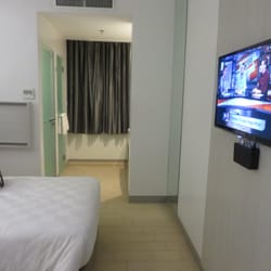 Go Hotels - Go Hotel LCD TV