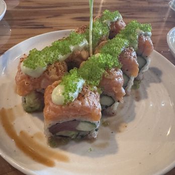 Kin Nori Bar - Umi Signature Roll - Sushi Bars Near Me - Denver, Colorado