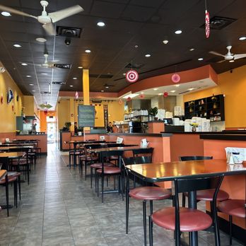 Las Fridas Mexican Kitchen-Doylestown - Spacious, clean and welcoming - New Mexican Cuisine Near Me - Doylestown, Pennsylvania