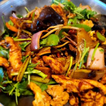 Mama Chang - Chinese Near Me - Fairfax, Virginia Mama Chang - Chinese Near Me - Fairfax, Virginia