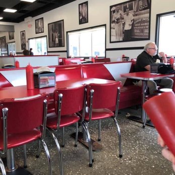 David’s Burgers - 1950s vibe - Burgers Near Me - Bryant, Arkansas