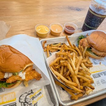 Super Chix - Ranch (left), rosemary pepper fries, and Deluxe (right). - Salad Near Me - Tukwila, Washington
