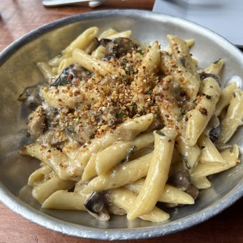 Carmelina's - Italian Near Me - Boston, Massachusetts