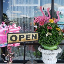 Greenpark Compounding Pharmacy & Gifts - Summer fun for the front door of Greenpark Compounding Pharmacy and Gifts!
