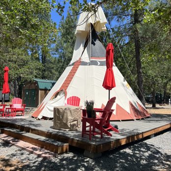 Lone Mountain Resort Camping & RV - Glamping tipis for rent - Campgrounds Near Me - O Brien, Oregon Lone Mountain Resort Camping & RV - Glamping tipis for rent - Campgrounds Near Me - O Brien, Oregon