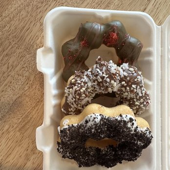 Cha Papi - Donuts Near Me - West Hartford, Connecticut Cha Papi - Donuts Near Me - West Hartford, Connecticut