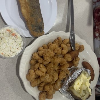 Harbor Inn Seafood Restaurant - L- Whiting Fillet - Seafood Near Me - Charlotte, North Carolina Harbor Inn Seafood Restaurant - L- Whiting Fillet - Seafood Near Me - Charlotte, North Carolina