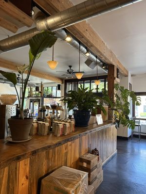 Albina Press by null