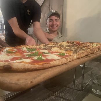 Trenta Pizza & Cucina - Pizza Near Me - Costa Mesa, California