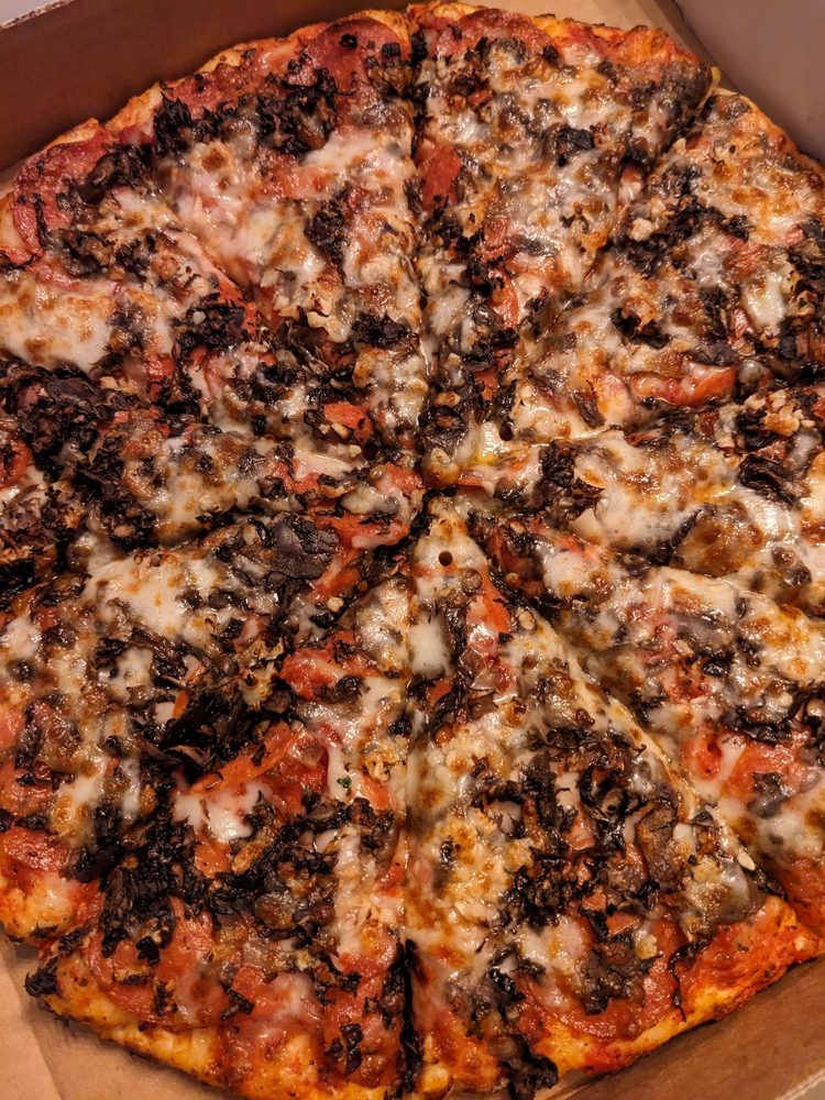 Food from Flame’s Pizza