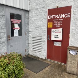 Hyman Bros Nissan - Exterior