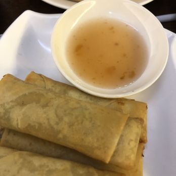 Bund Dumpling House - Shanghainese Vegetable Springrolls frozen..! Not fresh - Dim Sum Near Me - Astoria, New York Bund Dumpling House - Shanghainese Vegetable Springrolls frozen..! Not fresh - Dim Sum Near Me - Astoria, New York