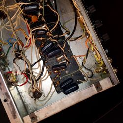 Moe's Guitars - Sold me a burnt cap