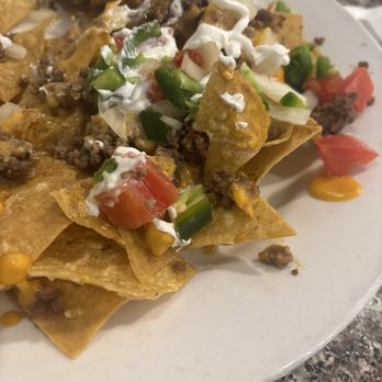 Alpine Lodge Restaurant & Bar - Nachos - Hotels Near Me - Pecos, Texas