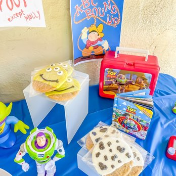 Dough By Miss Lilly - How cute are those aliens?! S'cute. - Desserts Near Me Dough By Miss Lilly - How cute are those aliens?! S'cute. - Desserts Near Me