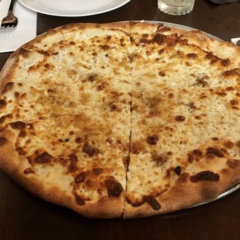 Mad Bene - Mad garlic pizza - Italian Near Me - Kapolei, Hawaii