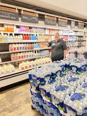 Lakeview Grocery by null